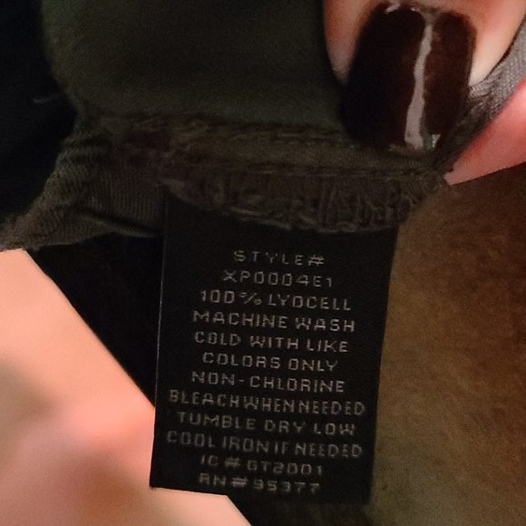 Sanctuary DISTRESSED CARGO PANTS NWT - Picture 8 of 9